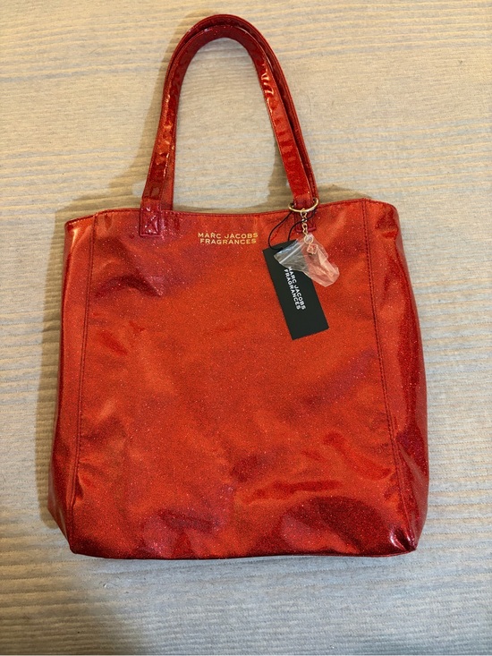 Marc Jacobs Handbags - Marc Jacobs Fragrance Medium Tote Bag Glittery Red w/charm